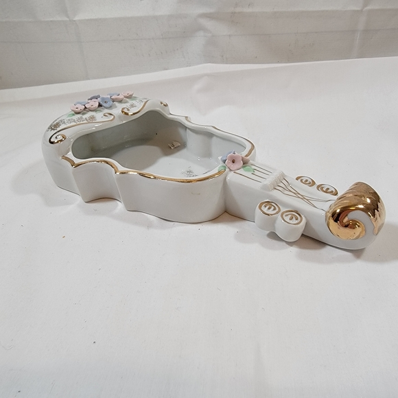 Vtg 3 Piece Porcelain Hand Painted Violin Wall Pocket/Plaque w Music Notes Japan - Picture 8 of 13